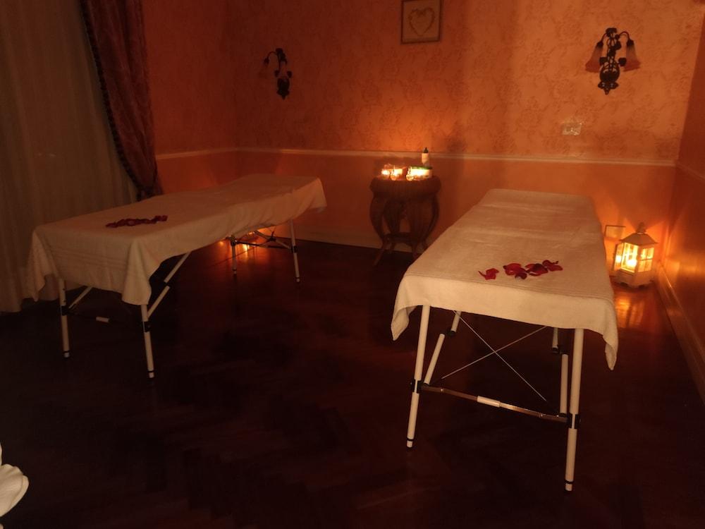 Hotel Villa Paradiso Dell'Etna San Giovanni La Punta Bagian luar foto