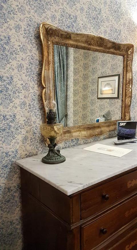 Hotel Villa Paradiso Dell'Etna San Giovanni La Punta Bagian luar foto